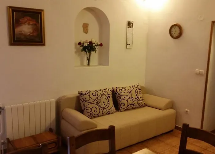 Simona Apartament